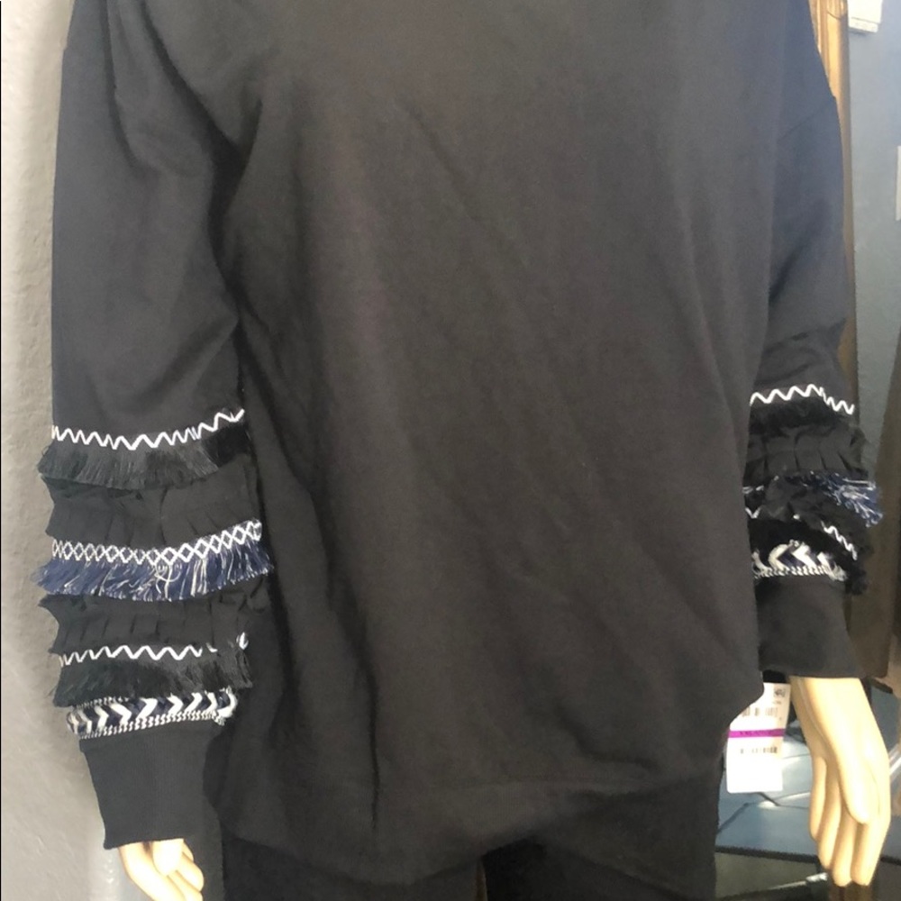 Sweater - Picture 2 of 4